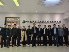 机械工程取从动化学院施行院长于天彪带队研